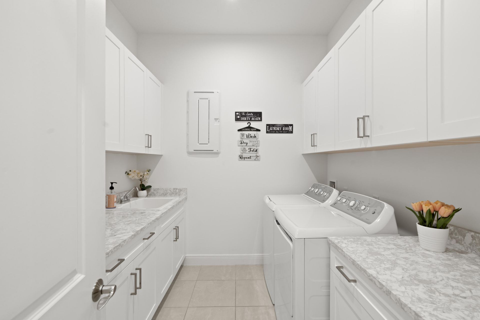 2133 SE Mosaic Boulevard, Port Saint Lucie, FL 34984 Photo