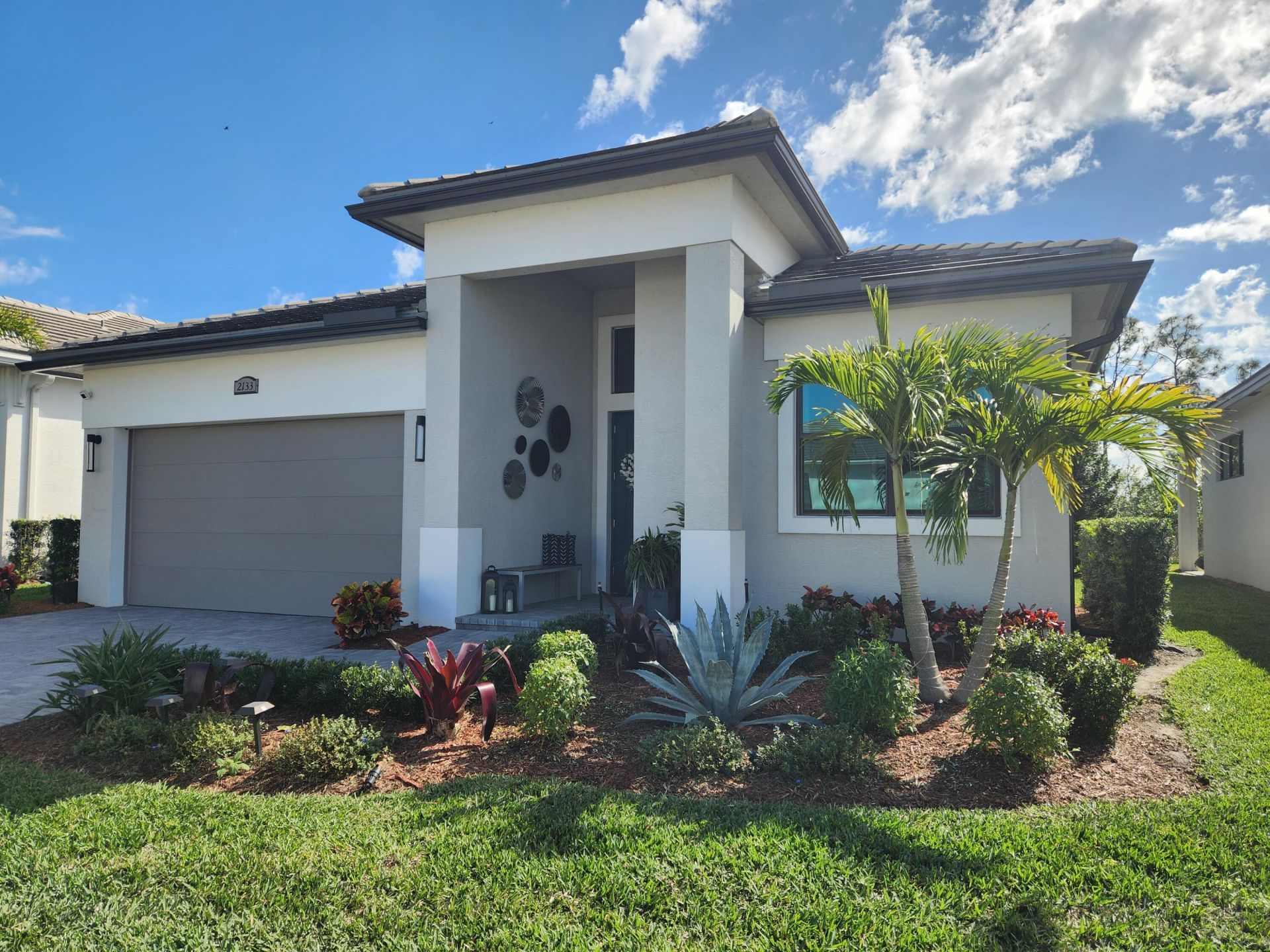 2133 SE Mosaic Boulevard, Port Saint Lucie, FL 34984 Photo