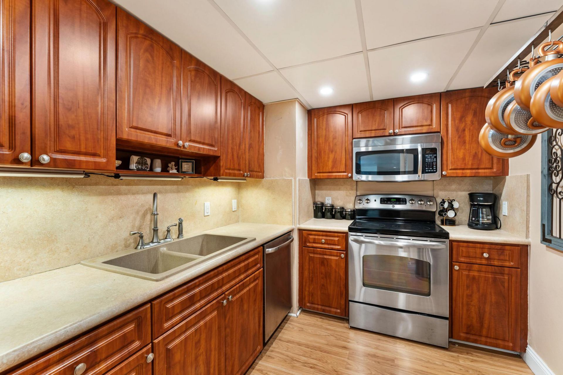 5600 N Flagler Drive, Unit 402, West Palm Beach, FL 33407 Photo