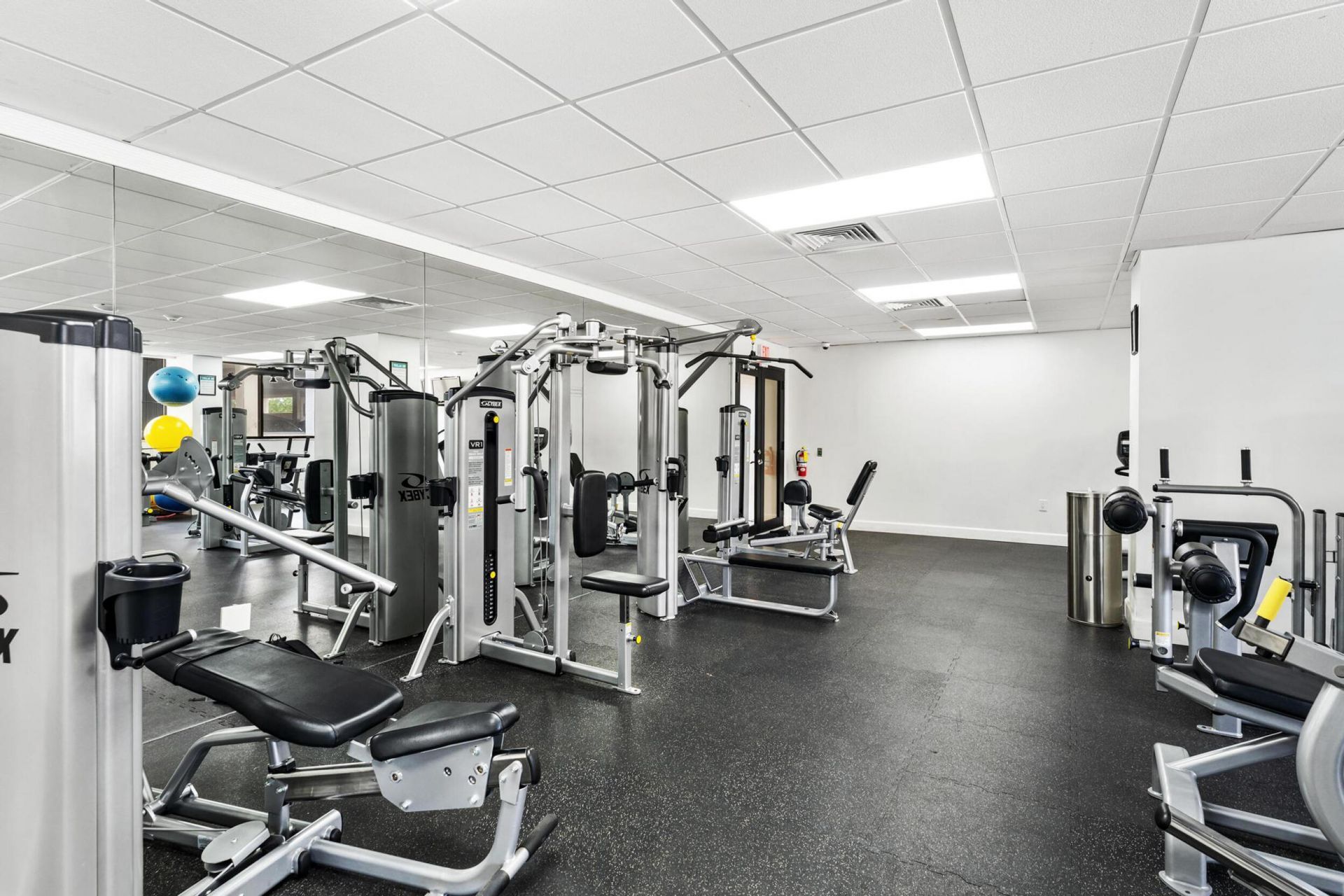 5600 N Flagler Drive, Unit 402, West Palm Beach, FL 33407 Photo