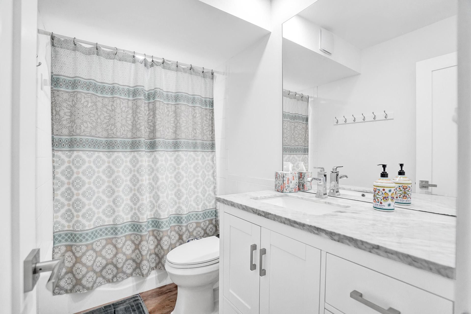 101 N Birch Road, Unit 102, Fort Lauderdale, FL 33304 Photo