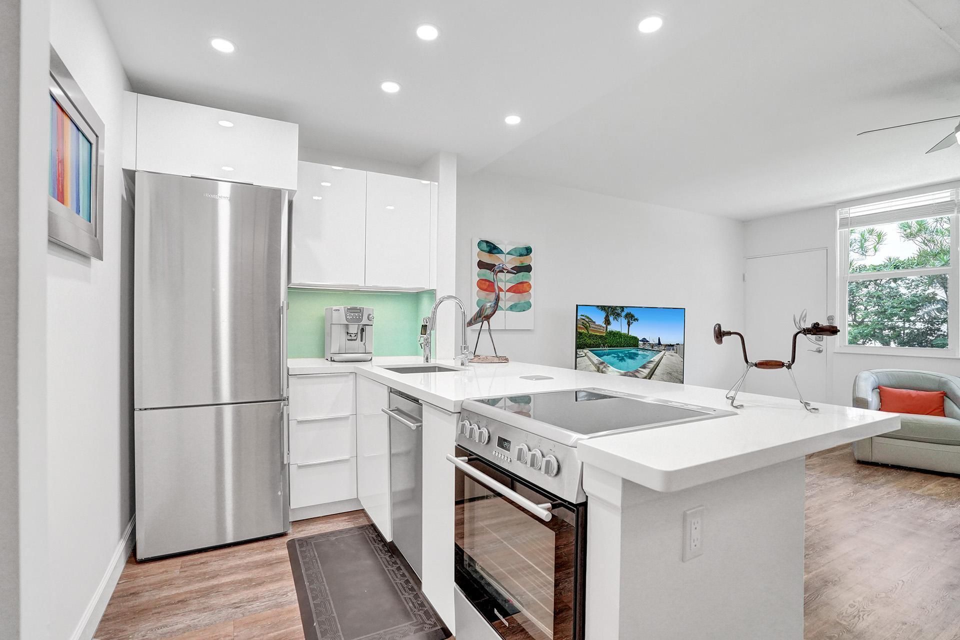 101 N Birch Road, Unit 102, Fort Lauderdale, FL 33304 Photo