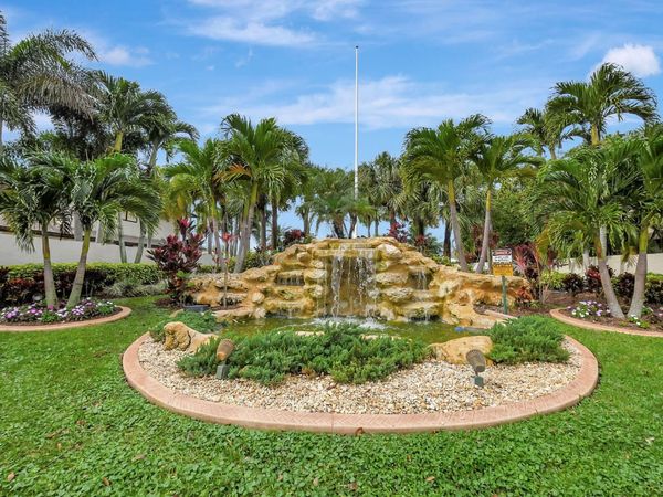 458 SW 29th Avenue, Delray Beach, FL 33445