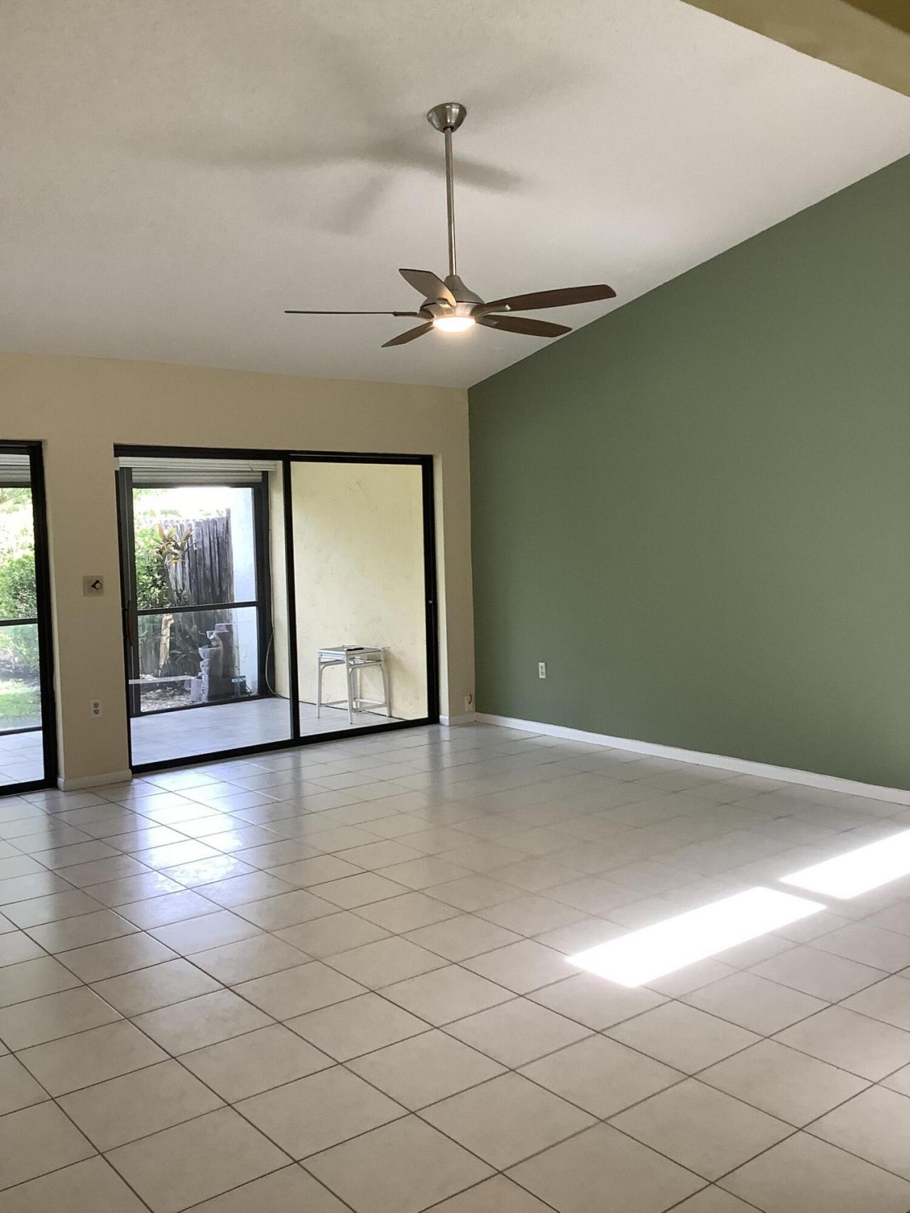 458 SW 29th Avenue, Delray Beach, FL 33445 Photo