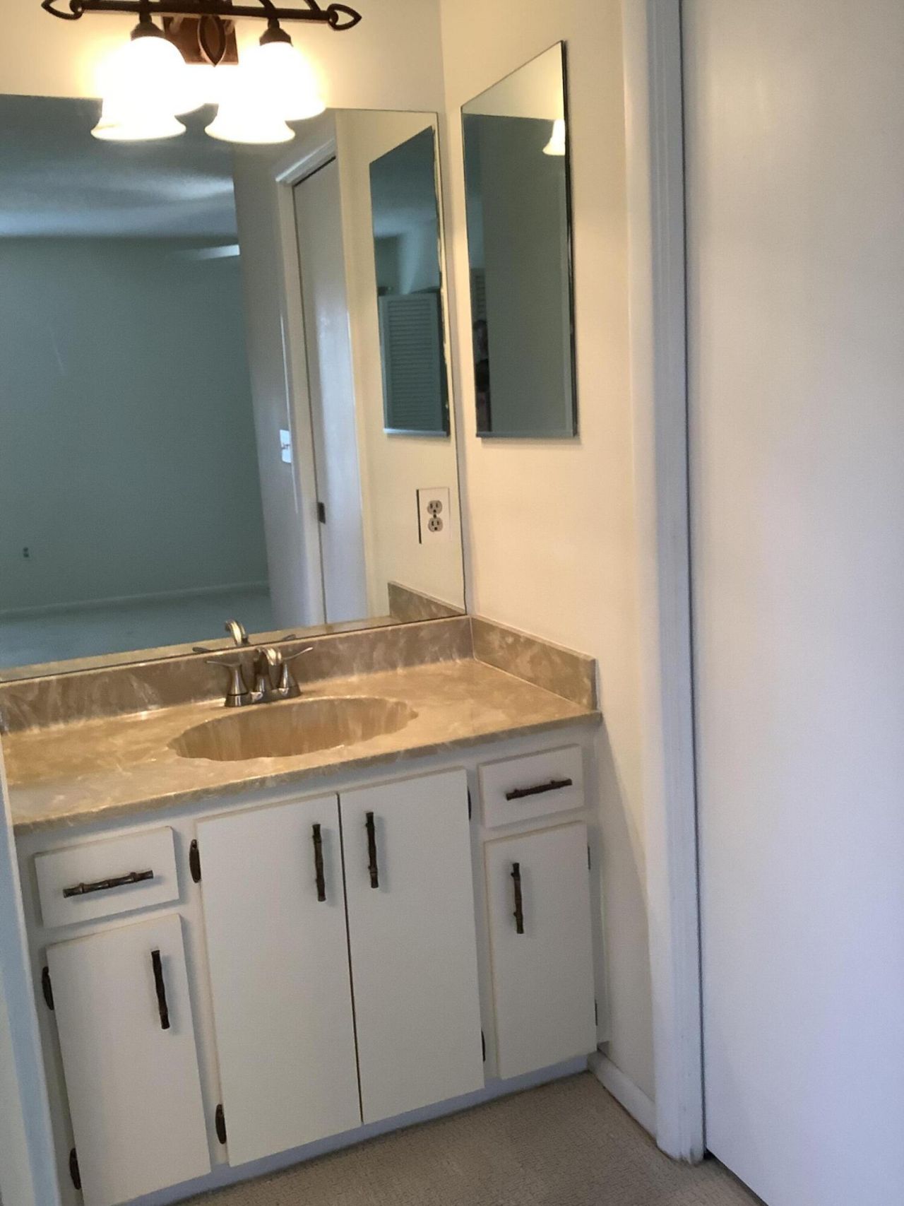 458 SW 29th Avenue, Delray Beach, FL 33445 Photo