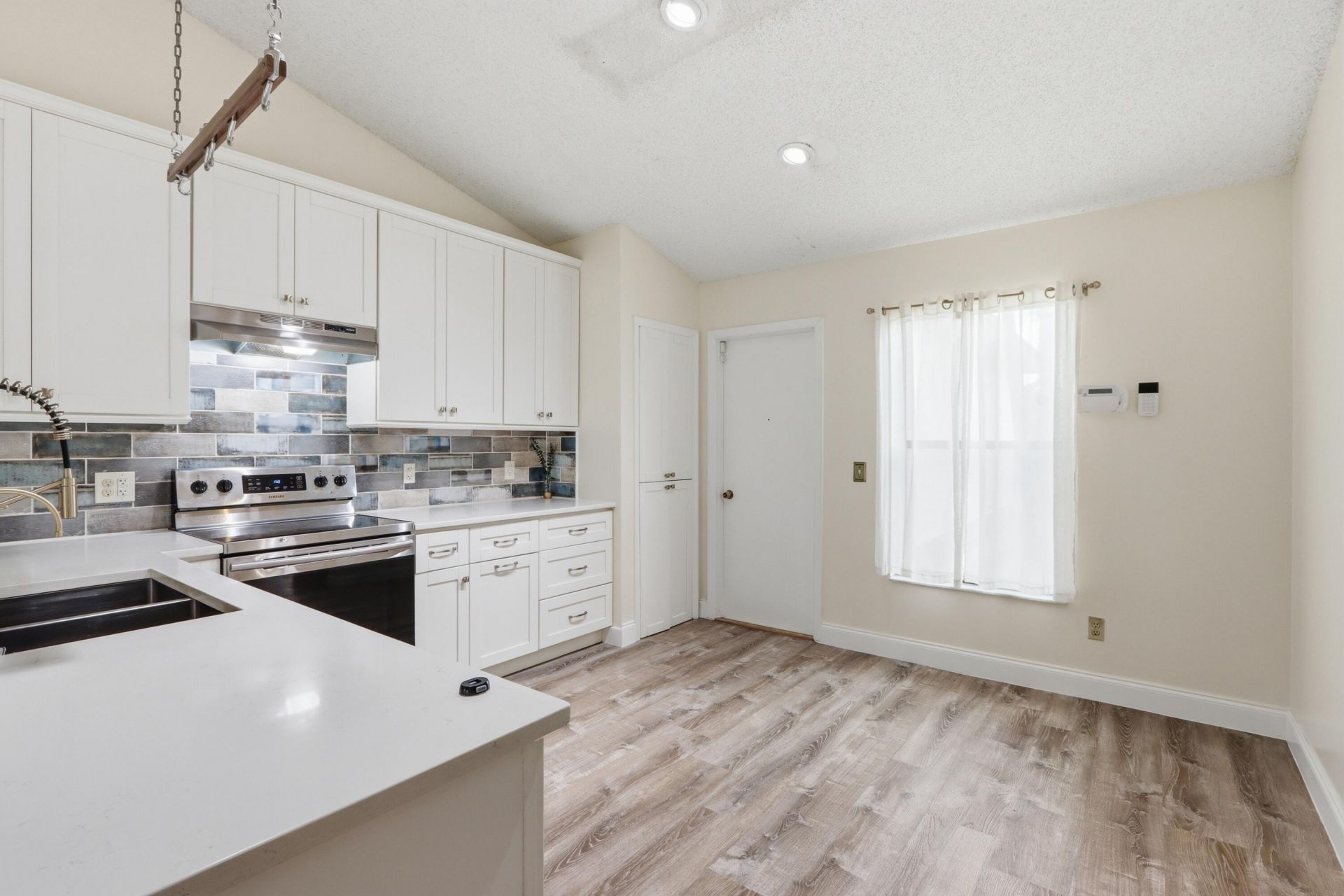383 SE Whitmore Drive, Port Saint Lucie, FL 34984 Photo