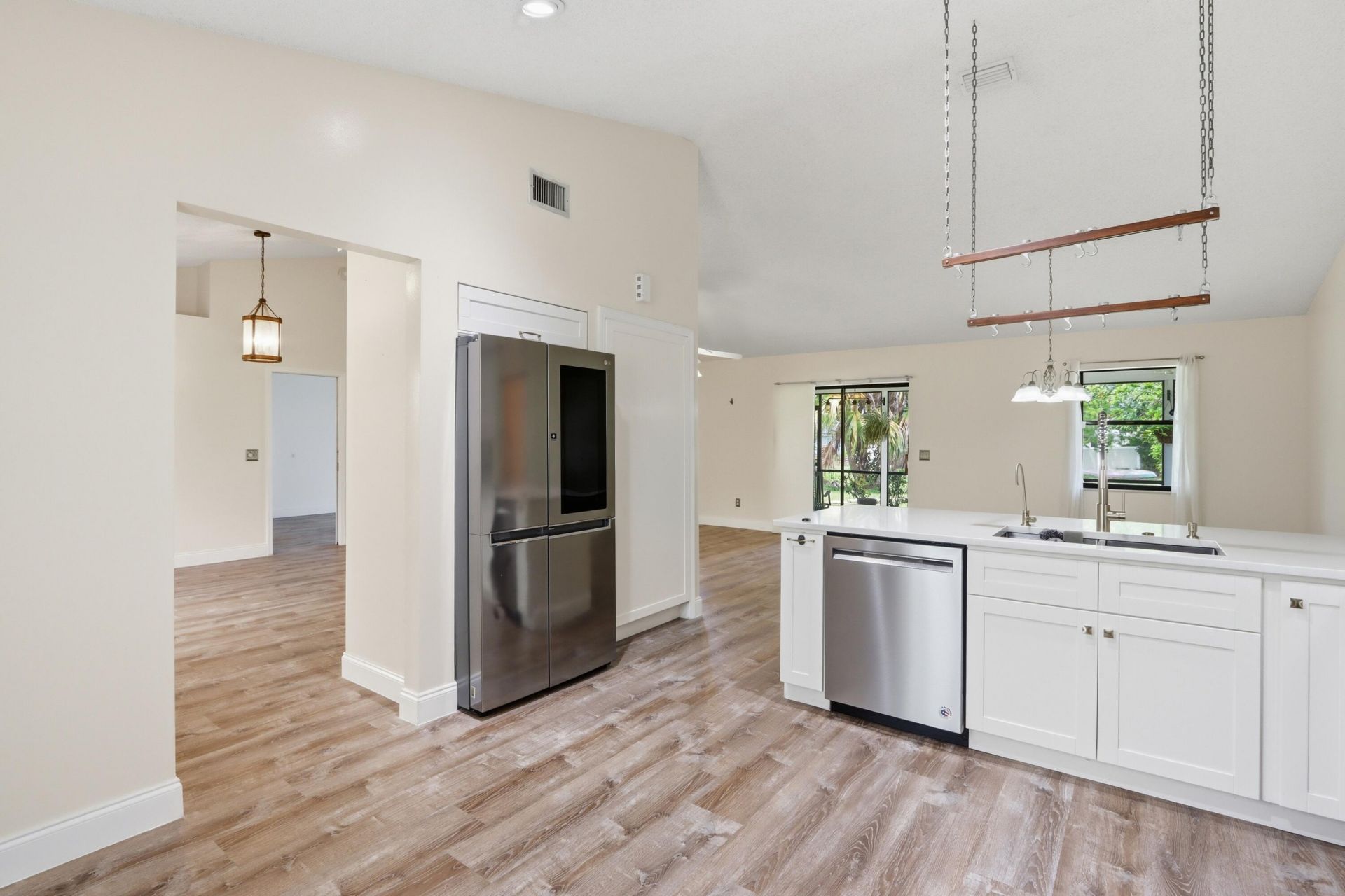 383 SE Whitmore Drive, Port Saint Lucie, FL 34984 Photo