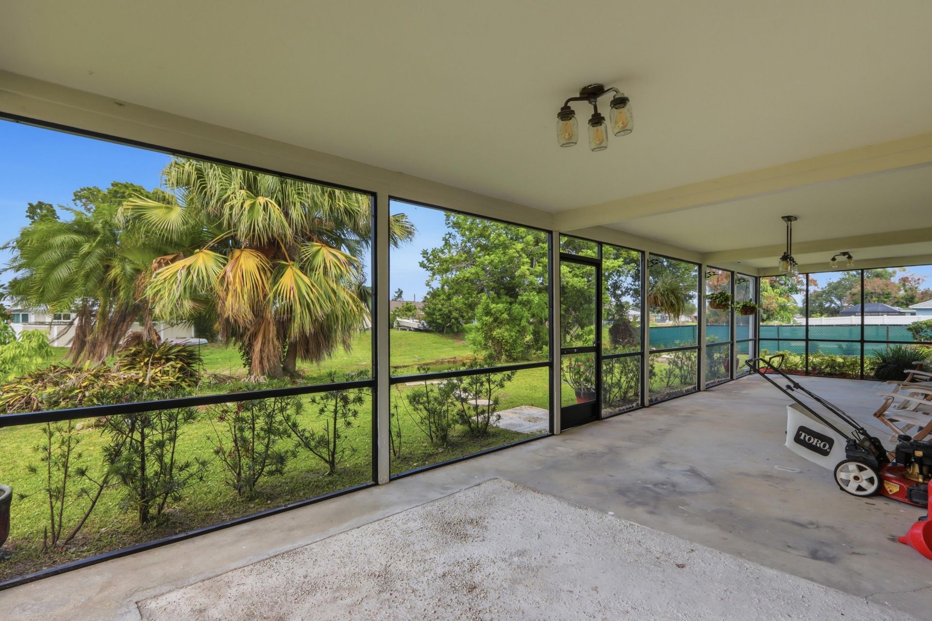 383 SE Whitmore Drive, Port Saint Lucie, FL 34984 Photo