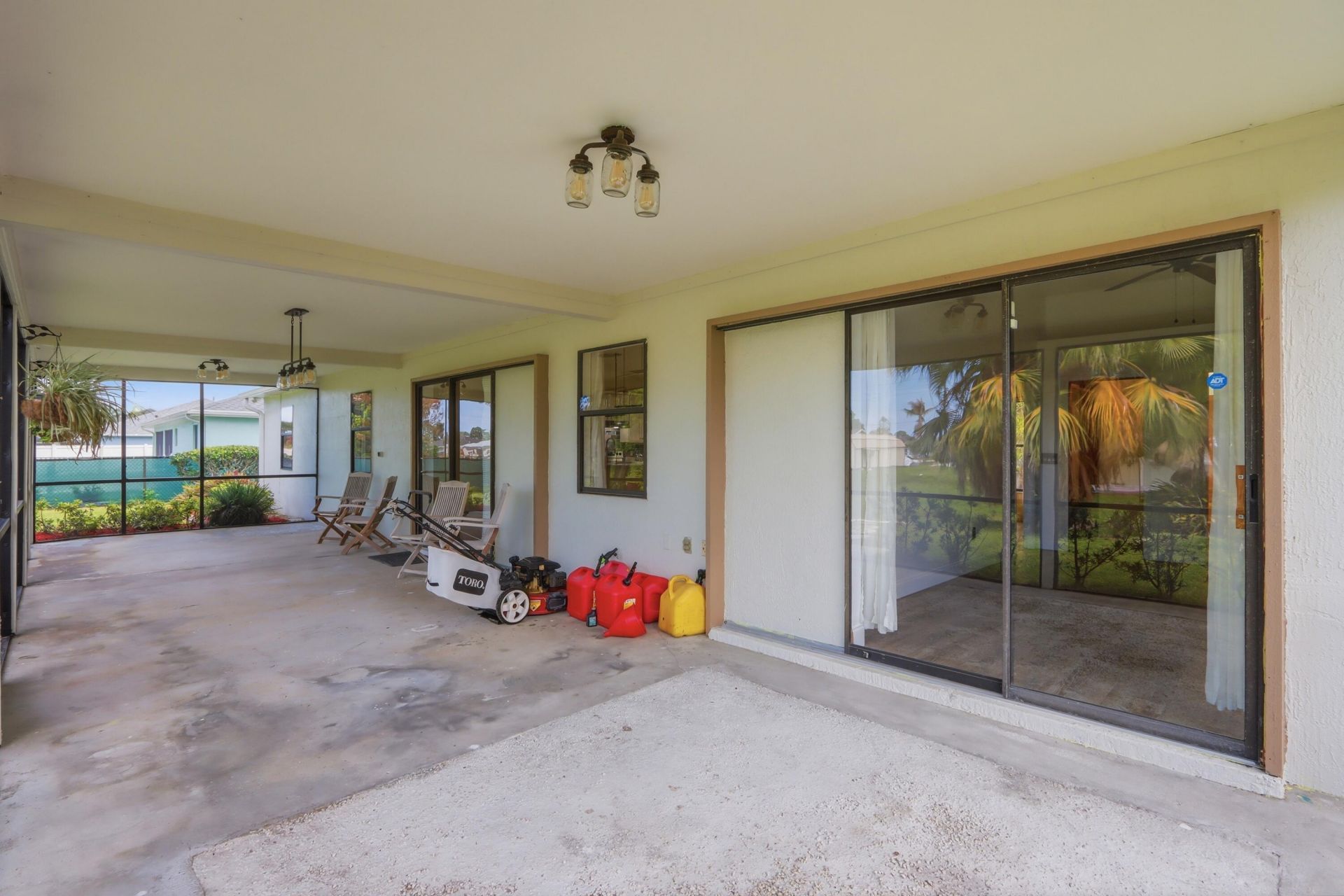 383 SE Whitmore Drive, Port Saint Lucie, FL 34984 Photo