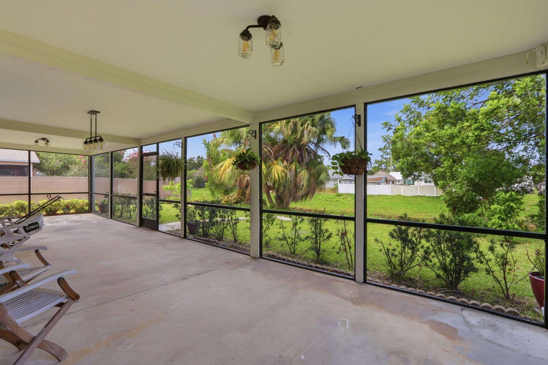 383 SE Whitmore Drive, Port Saint Lucie, FL 34984 Photo