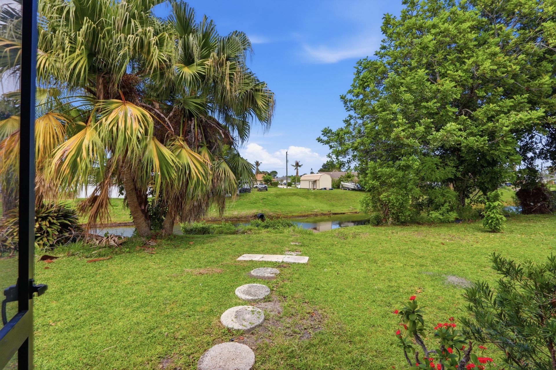 383 SE Whitmore Drive, Port Saint Lucie, FL 34984 Photo