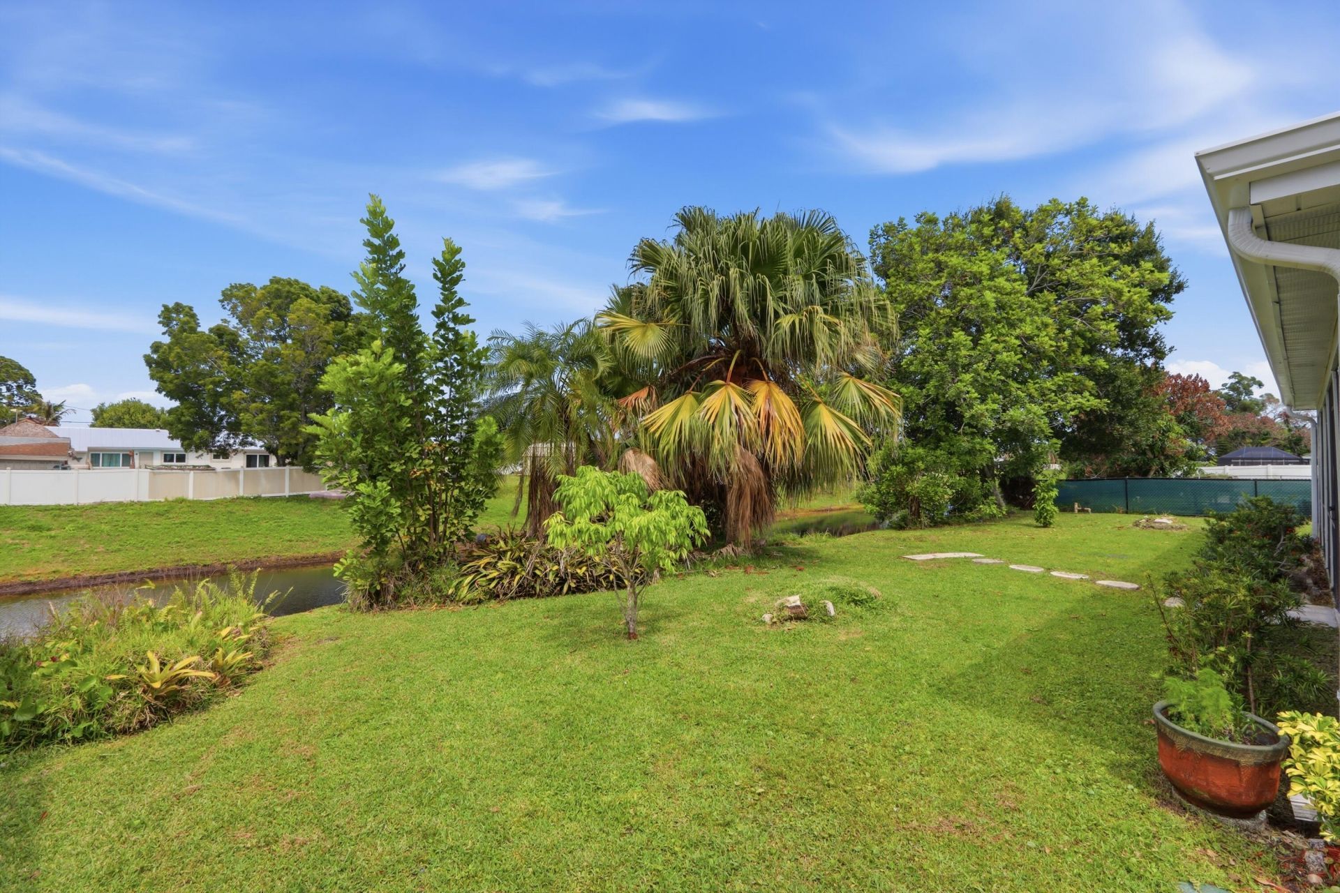 383 SE Whitmore Drive, Port Saint Lucie, FL 34984 Photo