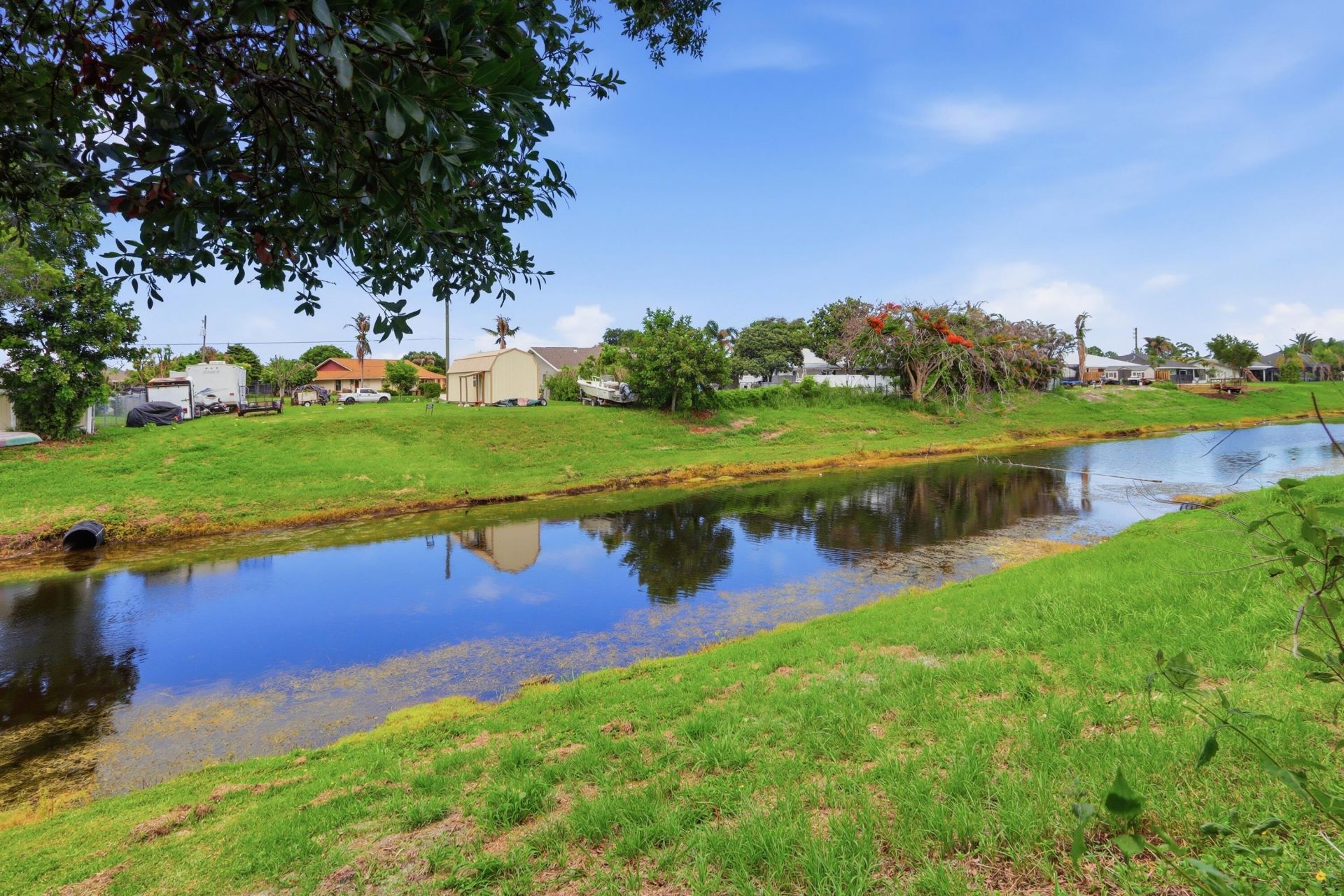 383 SE Whitmore Drive, Port Saint Lucie, FL 34984 Photo