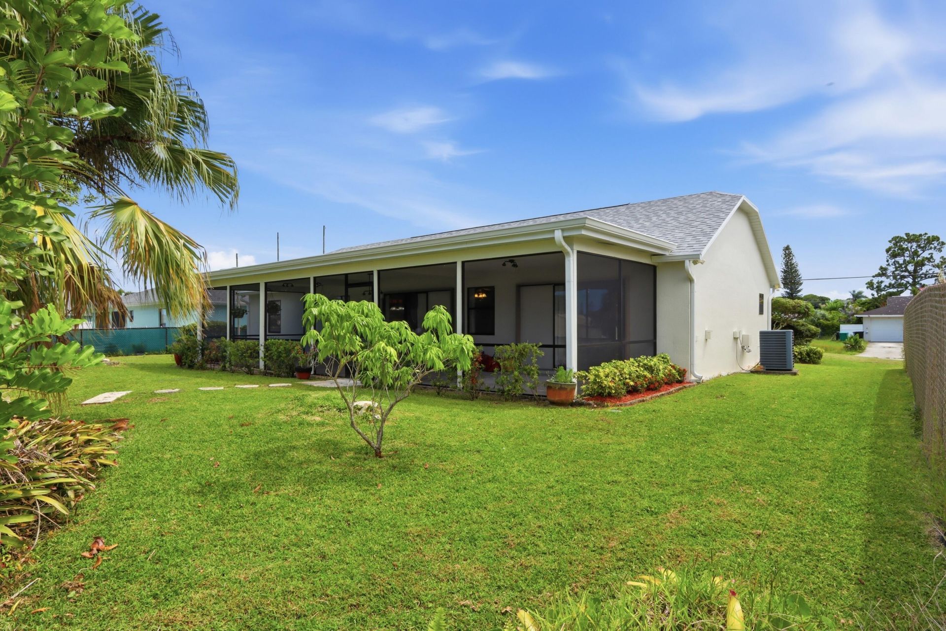 383 SE Whitmore Drive, Port Saint Lucie, FL 34984 Photo