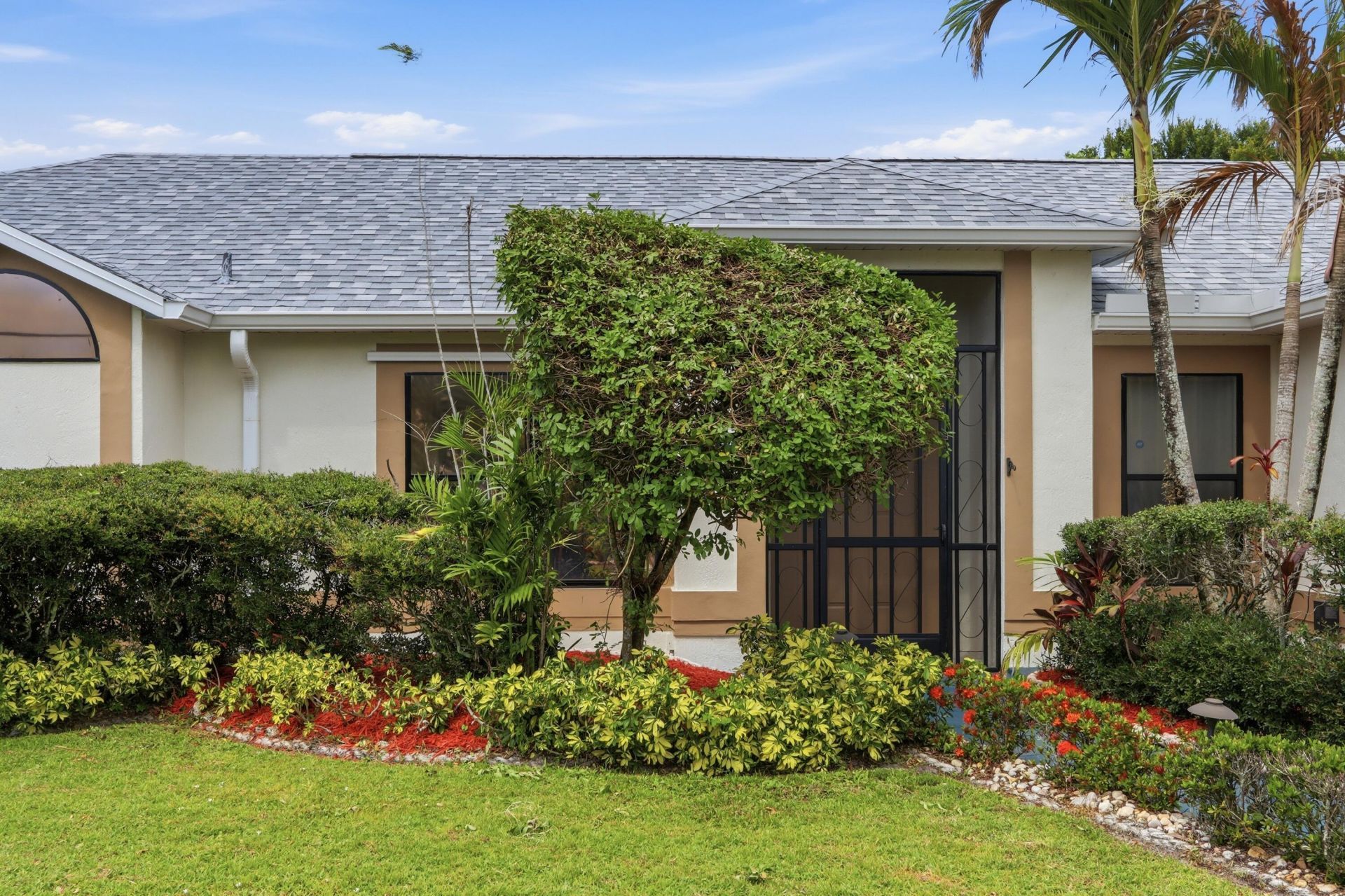 383 SE Whitmore Drive, Port Saint Lucie, FL 34984 Photo