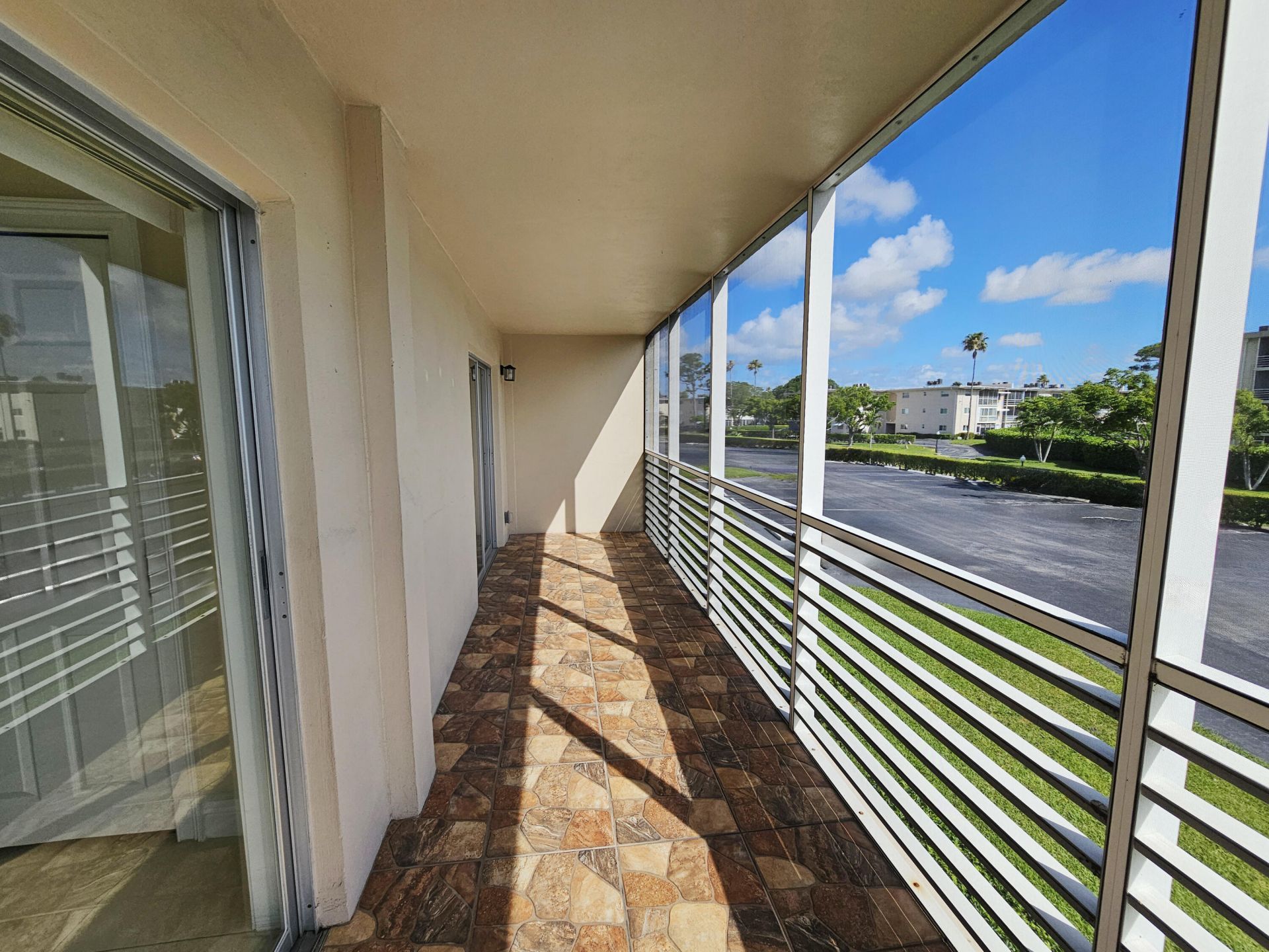 2562 Garden Drive N, Unit 202, Lake Worth Beach, FL 33461 Photo