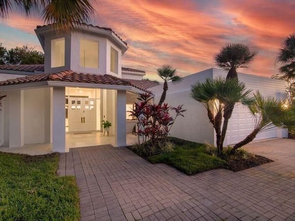 1084 Seagull Park Road S, West Palm Beach, FL 33411