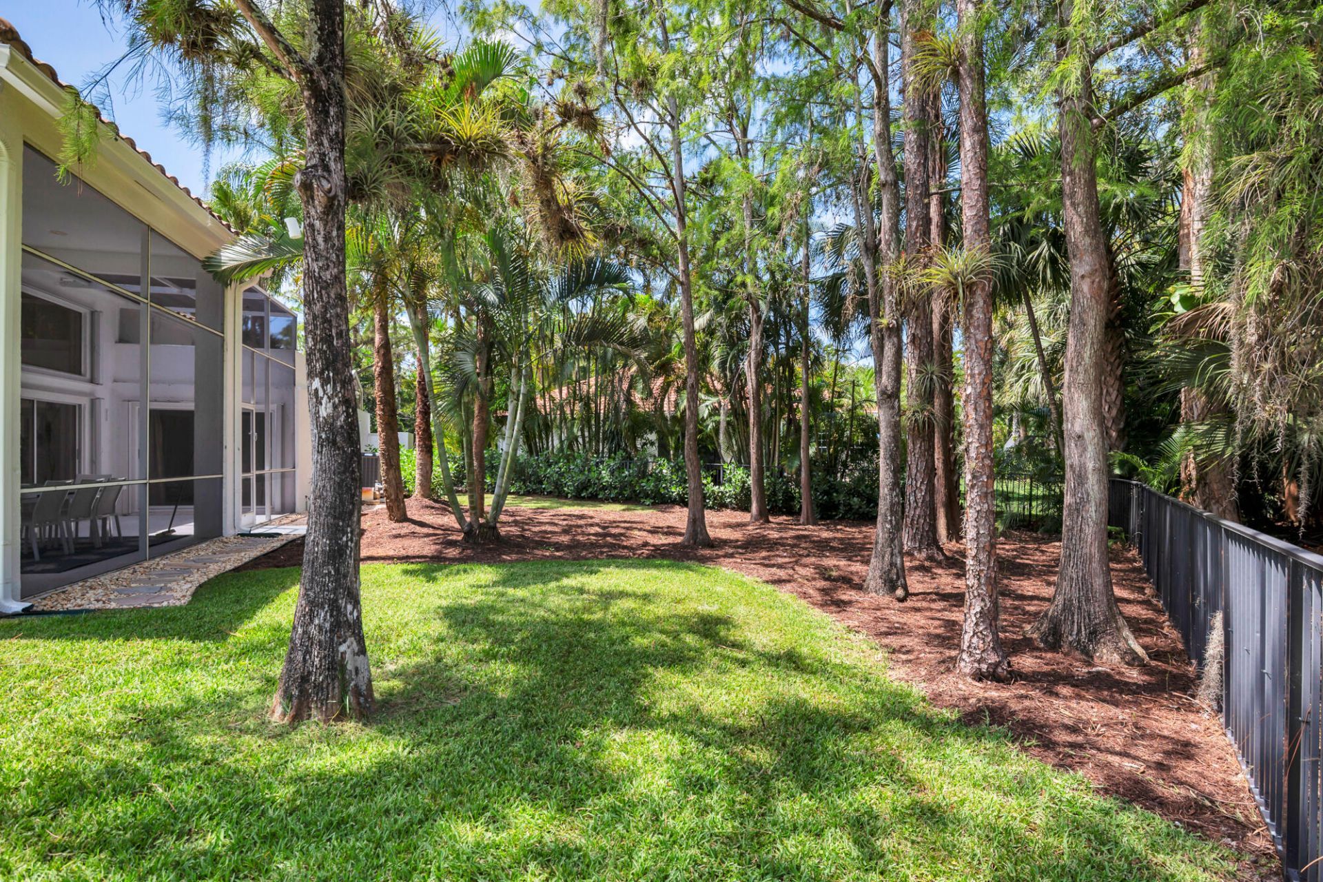 1084 Seagull Park Road S, West Palm Beach, FL 33411 Photo
