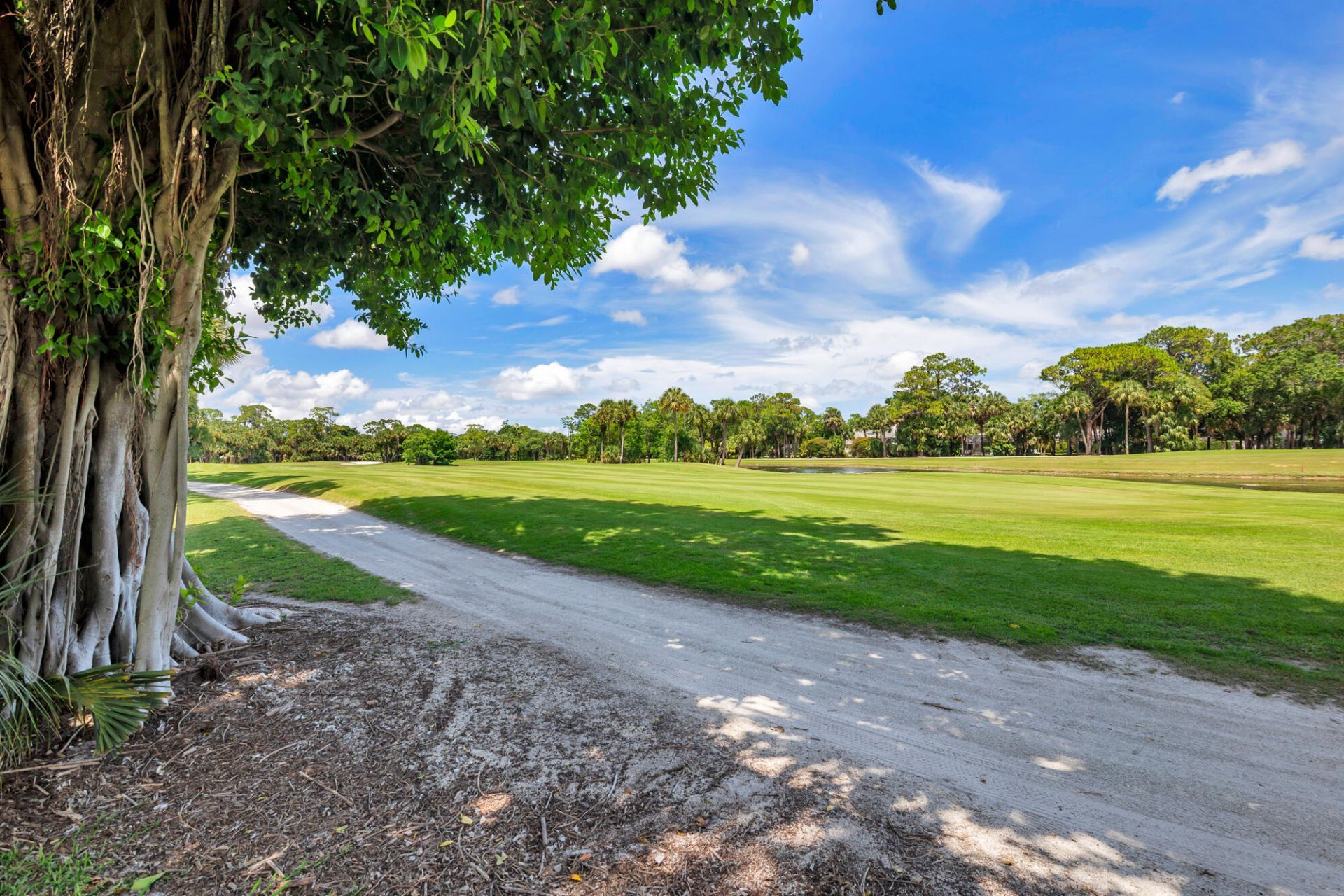1084 Seagull Park Road S, West Palm Beach, FL 33411 Photo