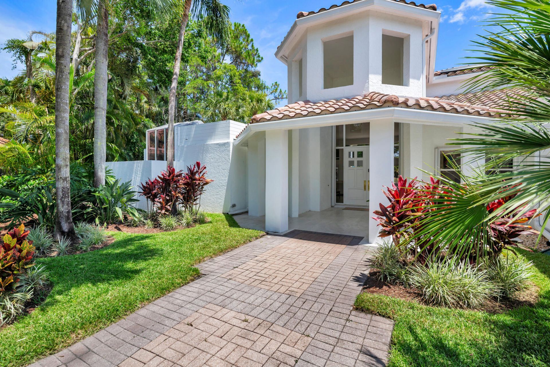 1084 Seagull Park Road S, West Palm Beach, FL 33411 Photo