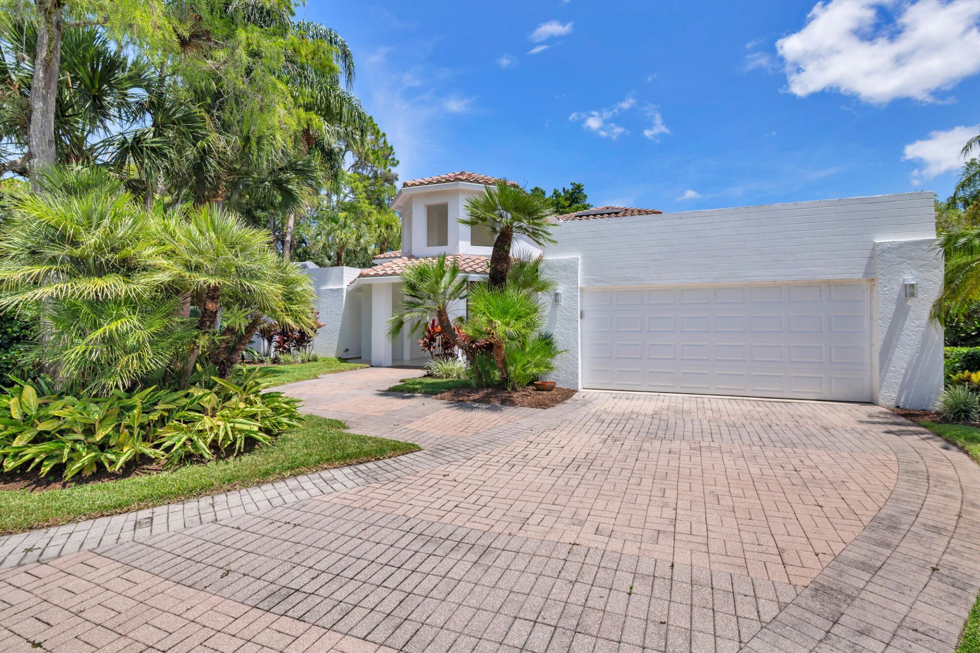 1084 Seagull Park Road S, West Palm Beach, FL 33411 Photo