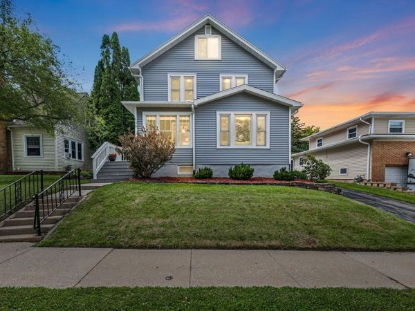 609 Oneida Street, Beaver Dam, WI 53916