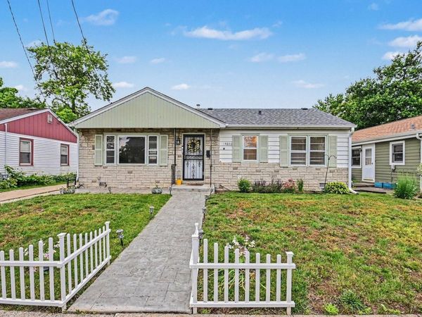 14806 Lawndale Avenue , Midlothian, IL 60445