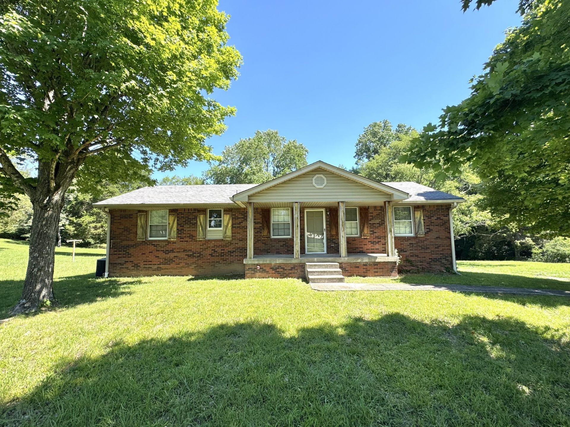 2768 Bellar Rd , Greenbrier, TN 37073 Main Photo