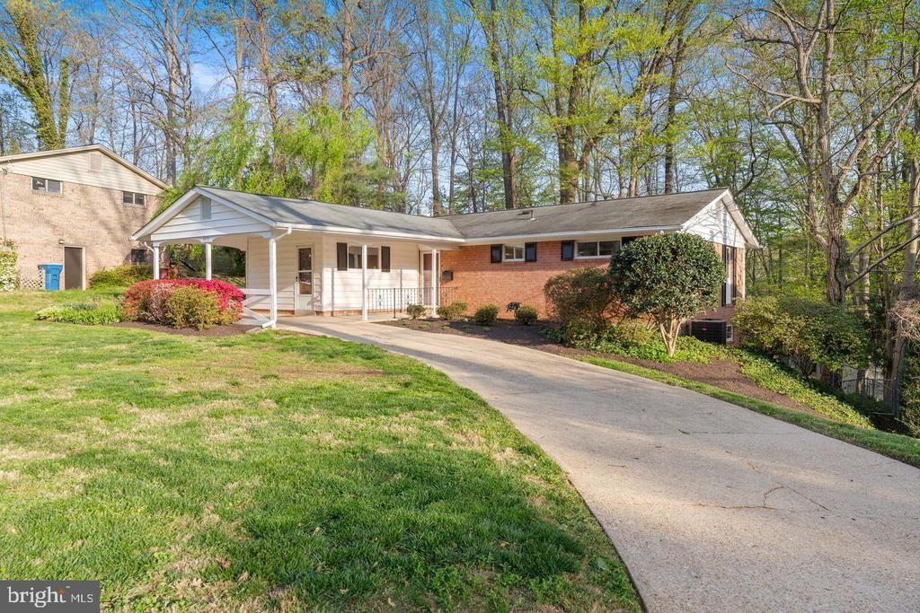 8459 Thames Street, Springfield, VA 22151 Main Photo
