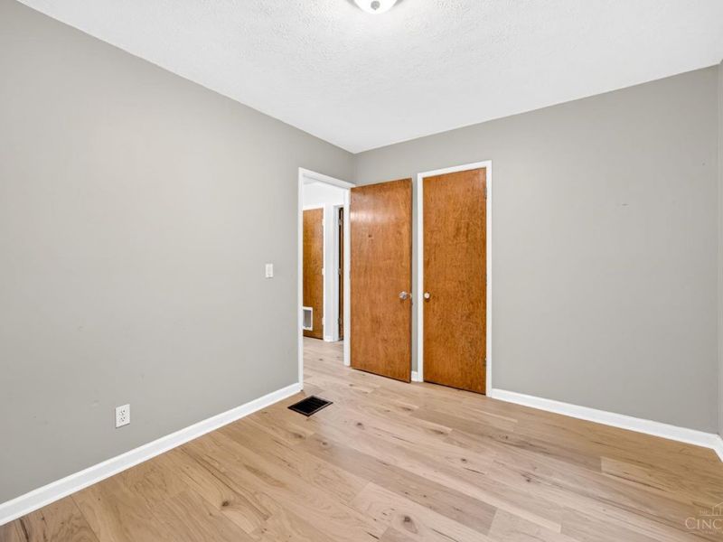 6480 Ridgefield Drive, Springfield Township, OH 45224 Photo 9