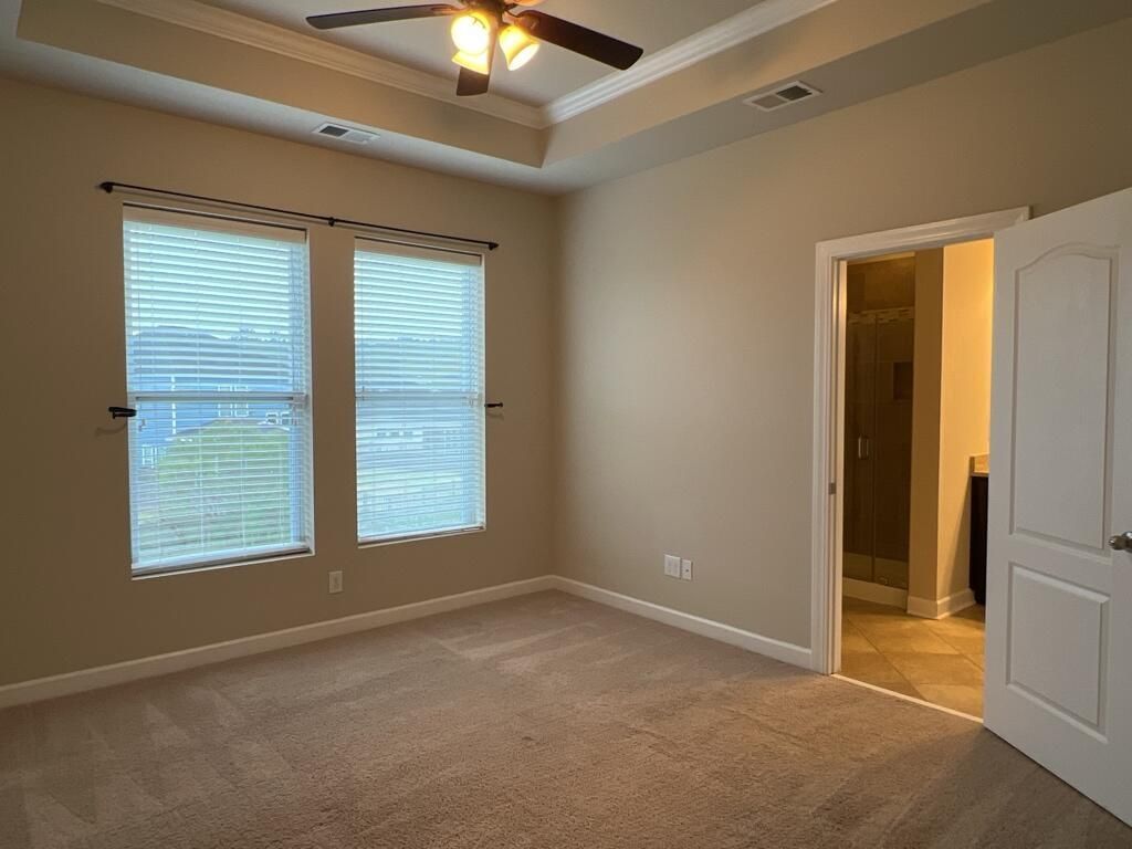 579 Crossland Drive Photo 17