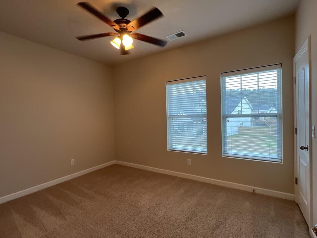 579 Crossland Drive Photo 24