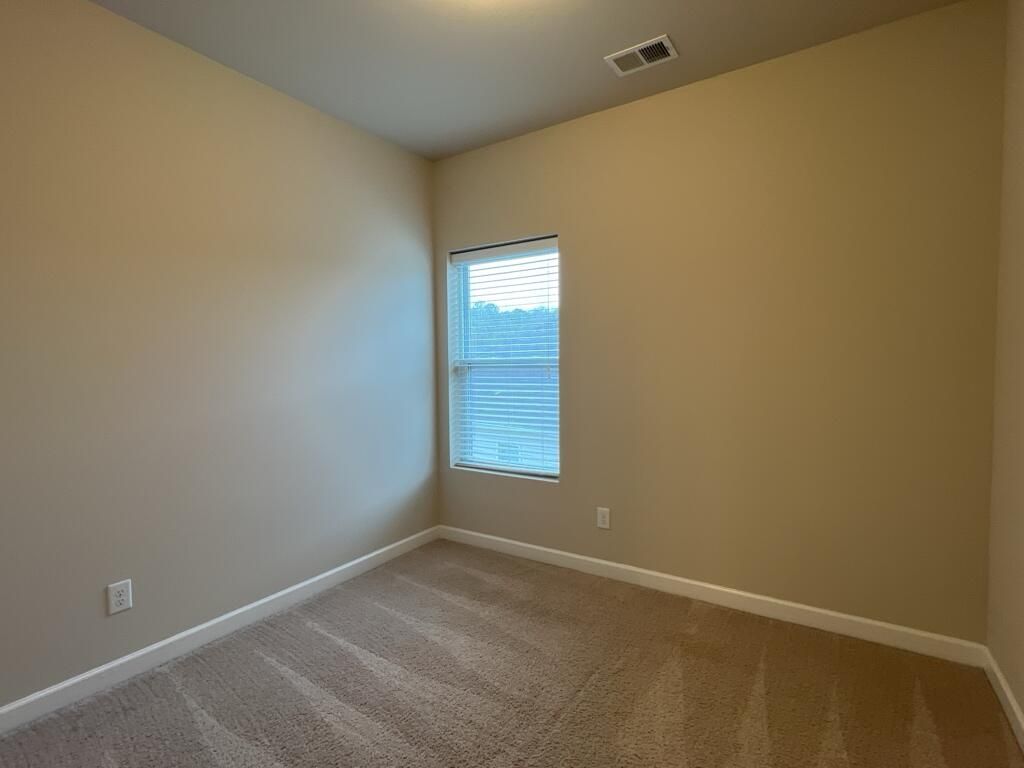 579 Crossland Drive Photo 26