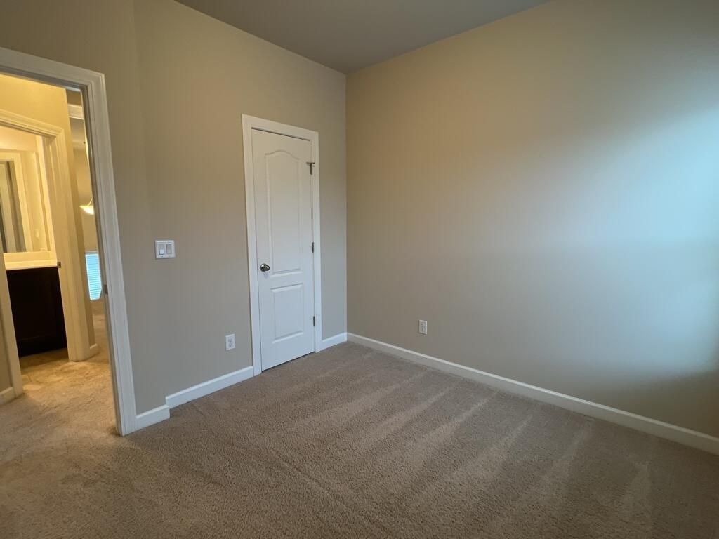 579 Crossland Drive Photo 27