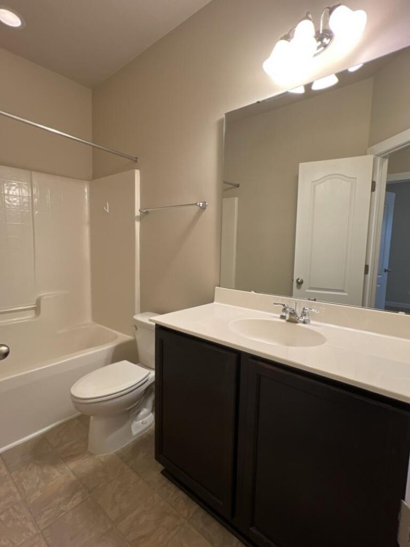 579 Crossland Drive Photo 28