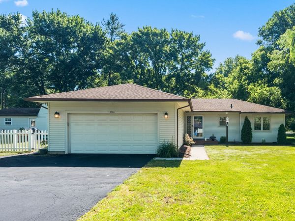 5769 Henderson Drive , Brownsburg, IN 46112
