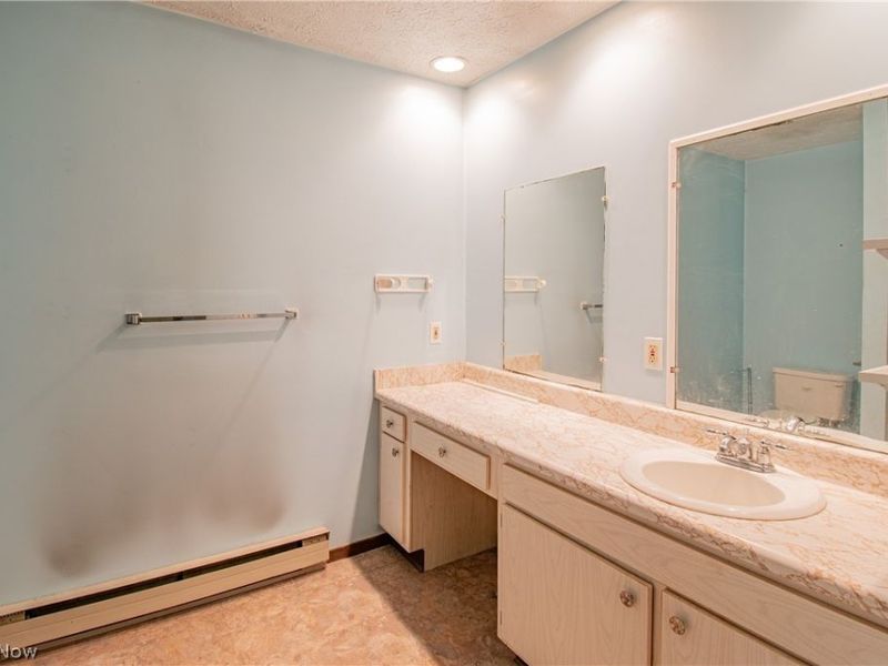 217 Edwin Street NW, Unit A, Hartville, OH 44632 Photo 14