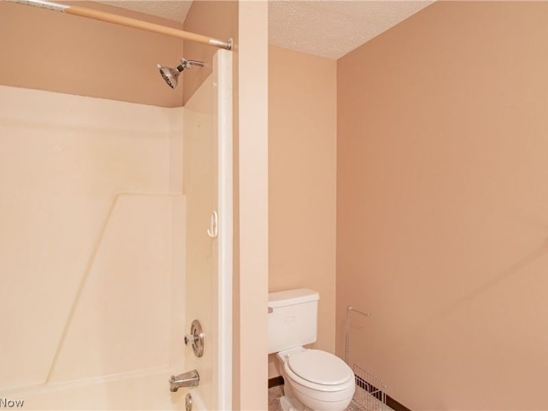 217 Edwin Street NW, Unit A, Hartville, OH 44632 Photo 15
