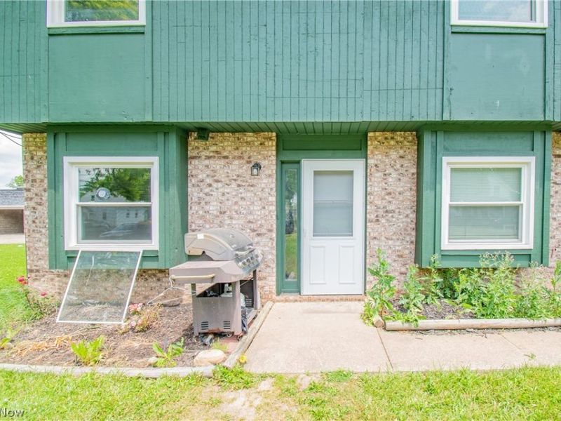217 Edwin Street NW, Unit A, Hartville, OH 44632 Photo 21