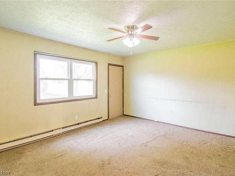 217 Edwin Street NW, Unit A, Hartville, OH 44632 Photo 8