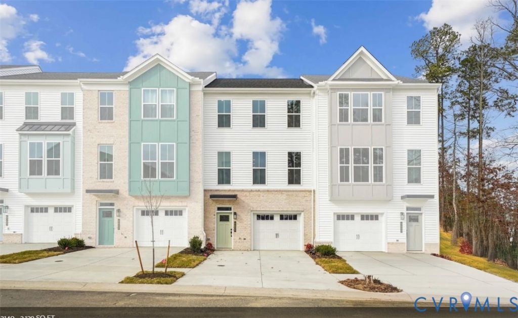 6917 Sunset Oasis Lane, Midlothian, VA 23112 Main Photo
