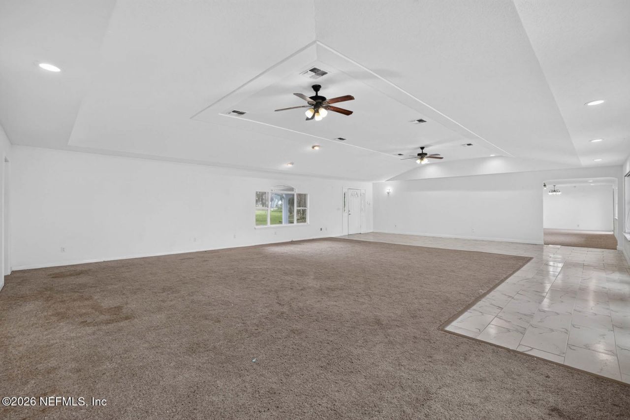 157 W Grandview Drive, East Palatka, FL 32131 Photo