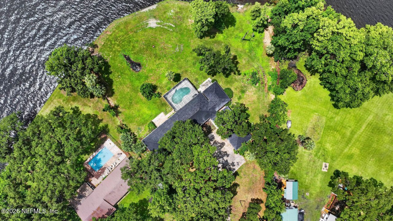 157 W Grandview Drive, East Palatka, FL 32131 Photo