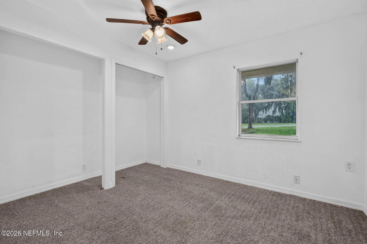 157 W Grandview Drive, East Palatka, FL 32131 Photo
