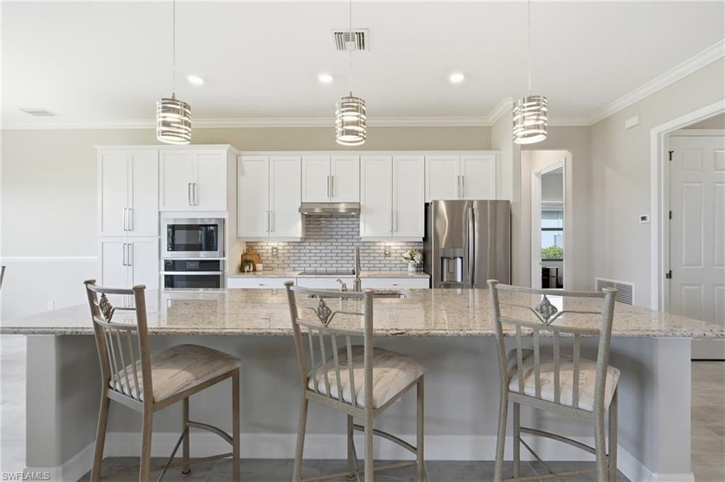19079 Elston Way, Estero, FL 33928 Photo
