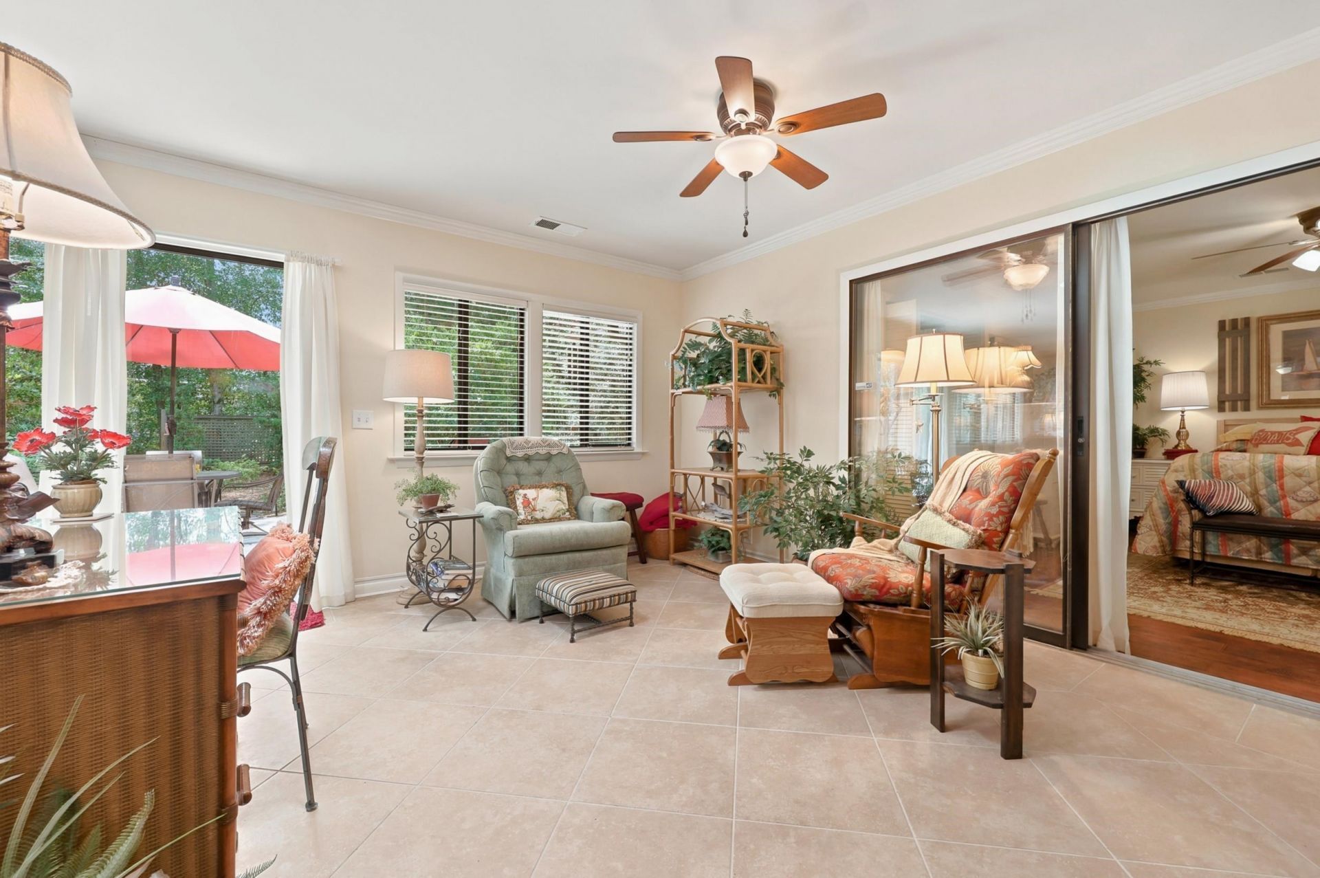908 Briarwood Dr.  Photo 10