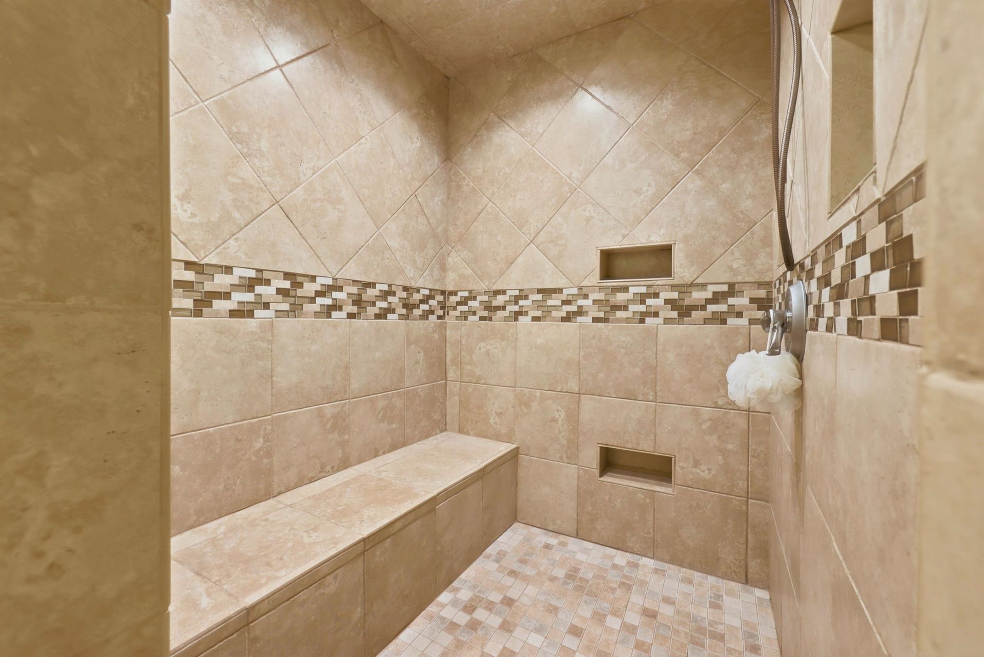 908 Briarwood Dr.  Photo 21