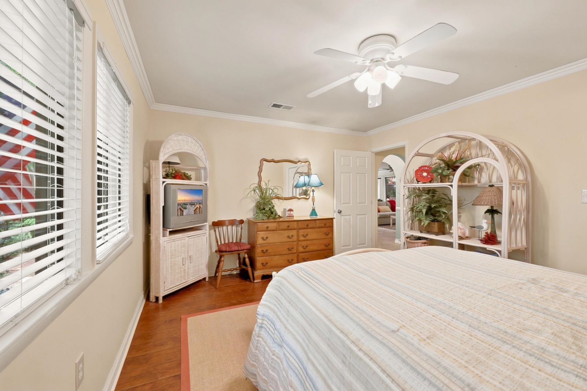 908 Briarwood Dr.  Photo 24