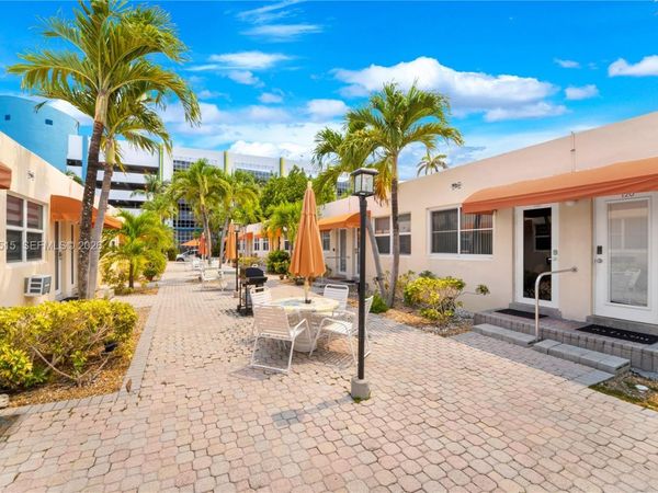 336 Arthur St , Unit 118, Hollywood, FL 33019