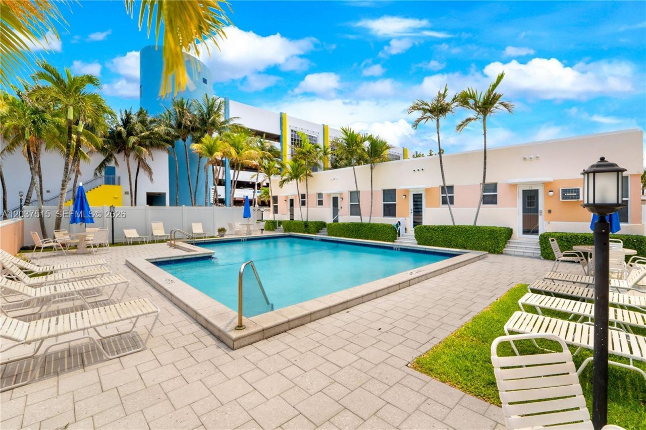 336 Arthur St , Unit 118, Hollywood, FL 33019 Photo